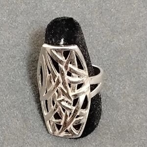 Intricate Silver Filigree Ring  Size 8